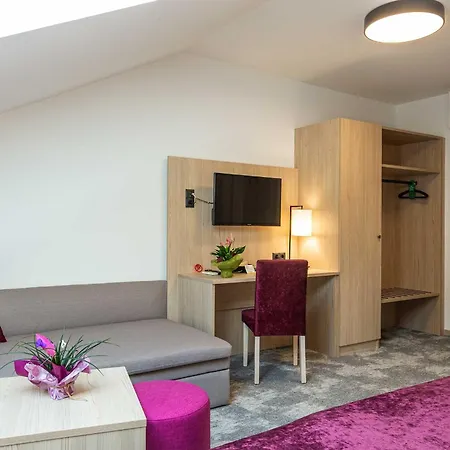 Zur Bahn Frühstückspension Lassnitzhoehe